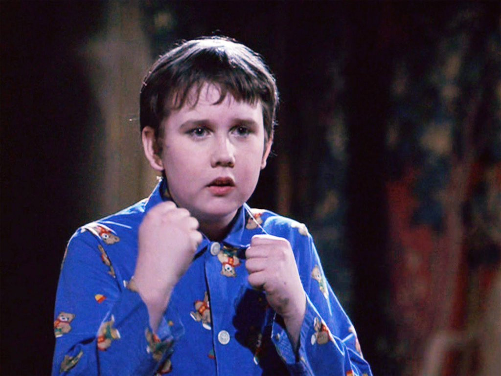 Matthew Lewis, Harry Potter's Neville Longbottom, Is Engaged | E! News